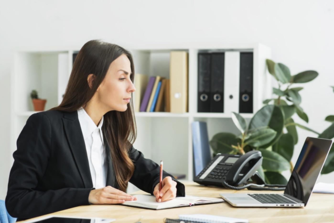 Detailarbeit an Finanzanalysen